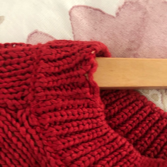 Short Sleeve Red Sweater ❤️ - Picture 6 of 6